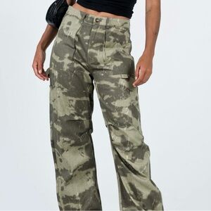 Lioness Olive Camouflage Cargo Pants